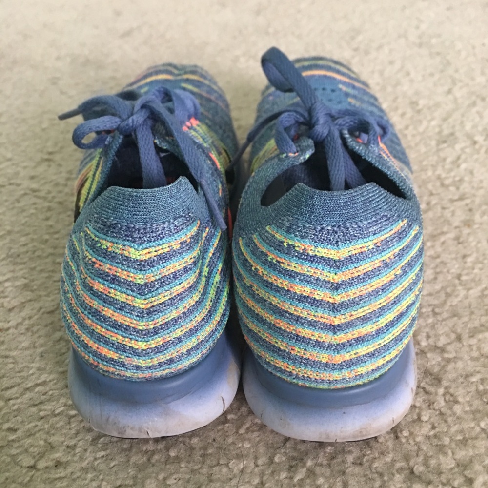 shoes - Picture 4 of 5
